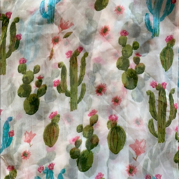 Cacti-patterned cover-up - Picture 3 of 3